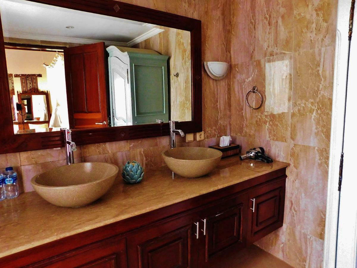 Villa Heliconia Семиняк Екстериор снимка